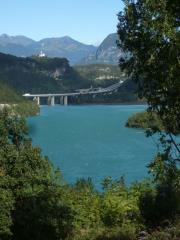 Il lago di Cavazzo