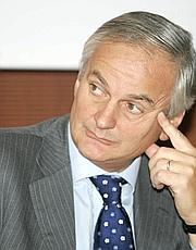 Il professor Ennio Cascetta 