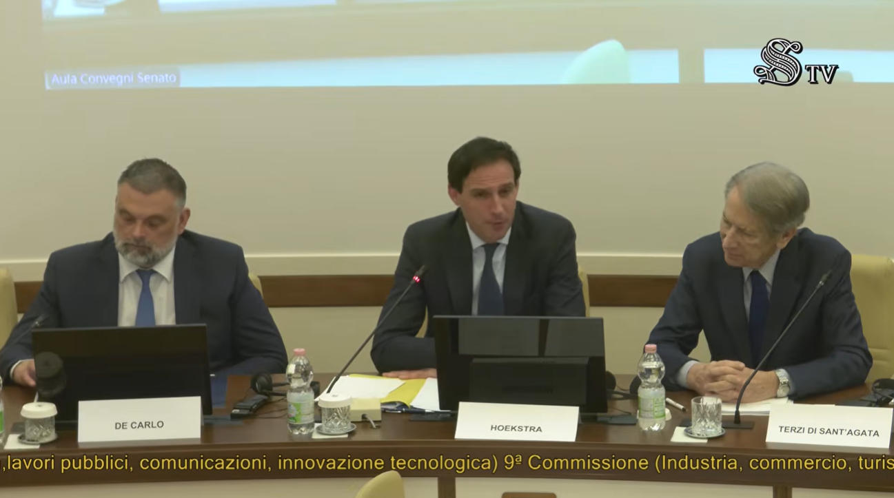 Crisi del Golfo, Hoekstra: puntare su rinnovabili, nucleare e elettrificazione