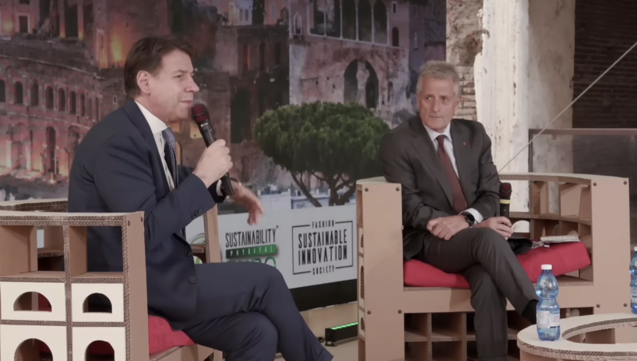 Arera, De Santoli “intervista” Giuseppe Conte